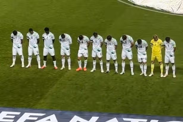 Ireland players snub Israel handshakes and take action during national anthem before match