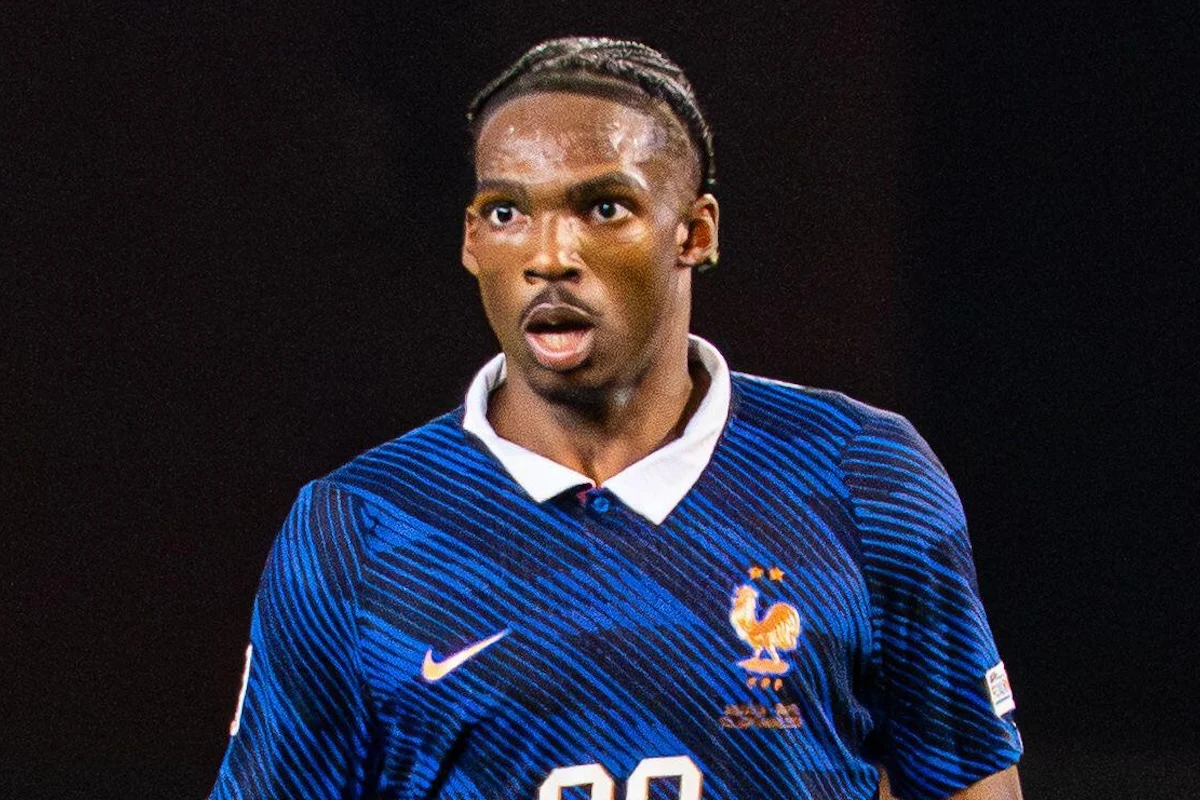 Jeremy Jacquet delivers “defensive domination” on France debut: 6 duels won, 4 tackles