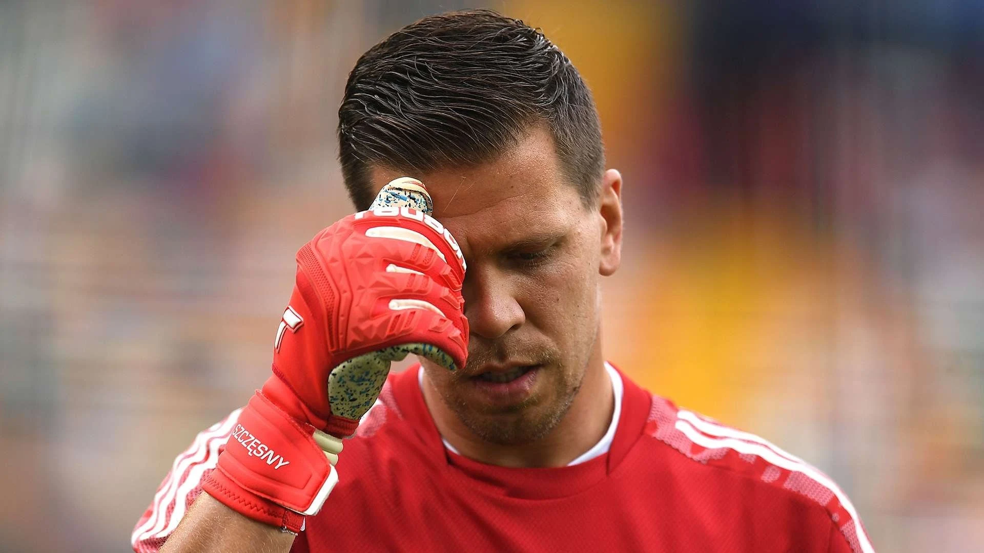 Grabara Injury Drives Juventus’ Move for Former Keeper Neto